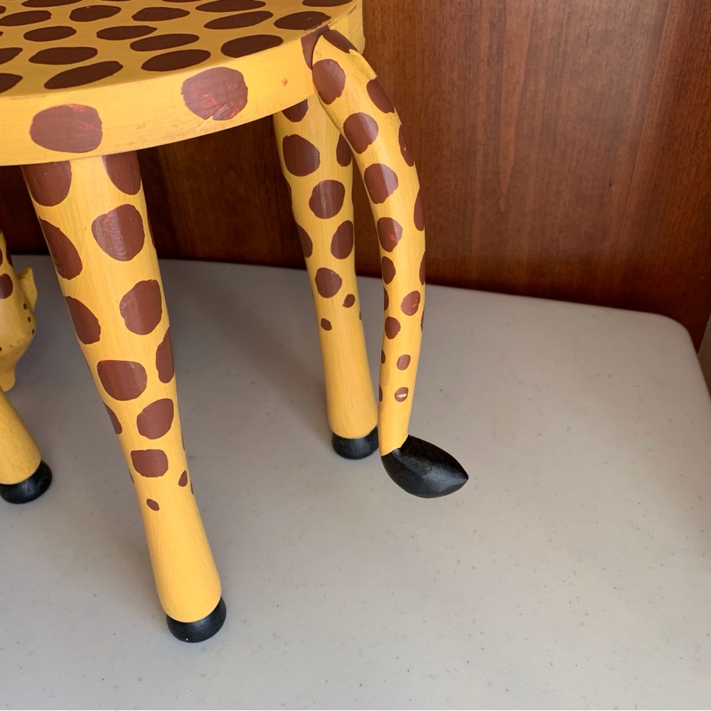Whimsical Giraffe Table Decorative Display Riser Plant Stand NOT A STOOL - Picture 10 of 12